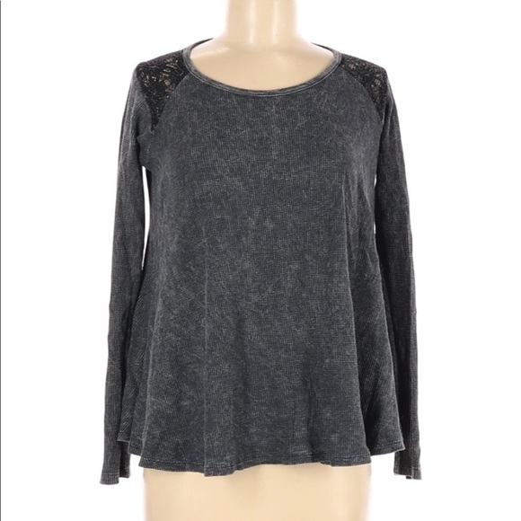 𝅺AMERICAN Age thermal top with lace panels - Picture 1 of 3